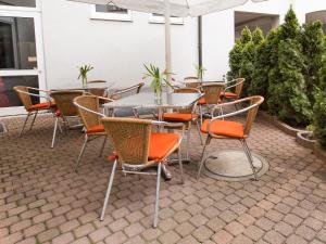 Posezení v ubytování DORMERO Hotel Dresden Airport + 21 fotografií