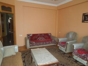 Seating area sa Nika Inn Batumi