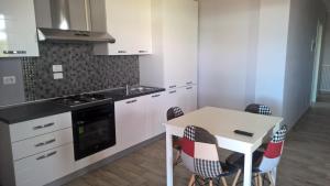 A kitchen or kitchenette at Villa Sofia