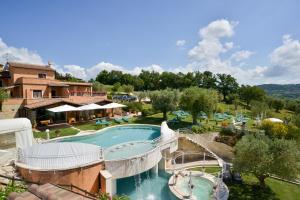 Bazén v ubytování Hotel Saturno Fonte Pura nebo v jeho okolí