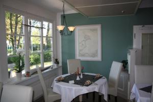 Gallery image of Hotel Haus Kranich in Prerow