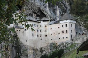 Fotografie z fotogalerie ubytování Yellow Dreamhouse v destinaci Postojna
