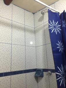 Koupelna v ubytování Rumi Sonqo Hostel
