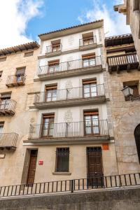 Gallery image of Apartamentos Plaza Mayor in Valderrobres