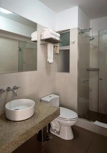 Phòng tắm tại Mariel Hotel Boutique