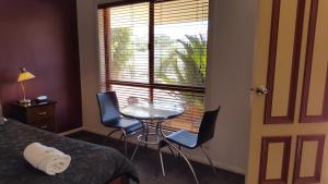 Area soggiorno di Gateway Motor Inn