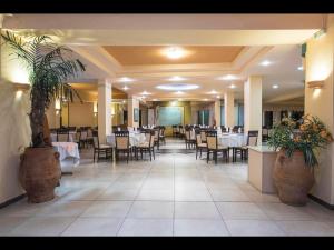 Restaurace v ubytování Potamaki Beach Hotel