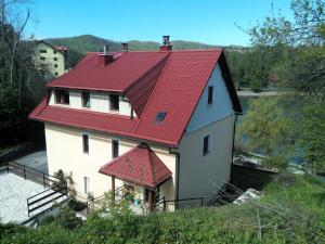 Foto dalla galleria di Apartment Kovacevic a Fužine