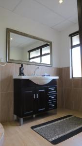 Galeriebild der Unterkunft Pensão Guest Lodge in Nelspruit