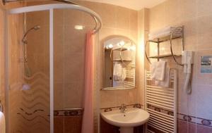 Łazienka w obiekcie Hotel Makin