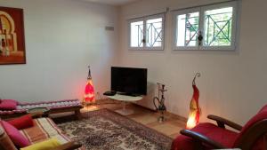 Galeriebild der Unterkunft Chambre Avec Jardin Pierre Curie in Bry-sur-Marne