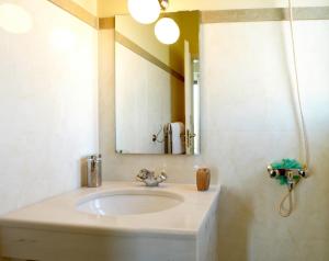 Kúpeľňa v ubytovaní Luxury Villa Trapezia