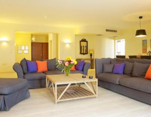 Posedenie v ubytovaní Luxury Villa Trapezia