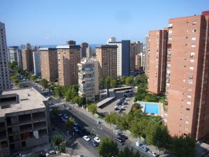 Nespecifikovaný výhled na destinaci Benidorm nebo výhled na město při pohledu z apartmánu