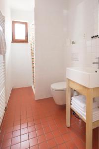 Un baño de Vinařství & Vinařský dům Petratur