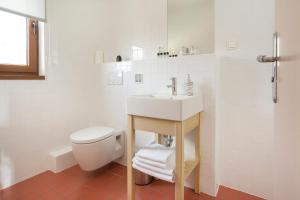 Un baño de Vinařství & Vinařský dům Petratur