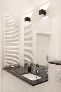 Kuchyňa alebo kuchynka v ubytovaní Art Room Boutique Apartment