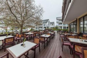 Restoran või mõni muu söögikoht majutusasutuses Hotel Strohgäu
