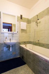 Koupelna v ubytování Apartment Bonbon + 20 fotografií