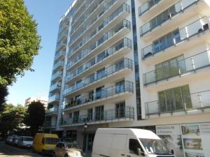 Το κτήριο όπου στεγάζεται  το διαμέρισμα