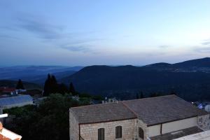 Γενική θέα στο βουνό ή θέα στο βουνό από  αυτός ο ξενώνας