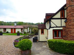 Gallery image of Handywater Cottages in Henley on Thames