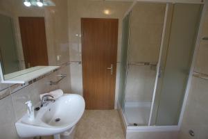 Koupelna v ubytování Apartments Macolic