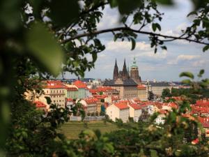 Almennt útsýni yfir borgina Prag eða útsýni yfir borgina eins og það er á hótelinu