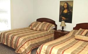Gallery image of Inn On The Beach in Wasaga Beach +5 photos