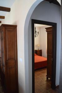 Łóżko lub łóżka w pokoju w obiekcie Apartamentos Las Juanas