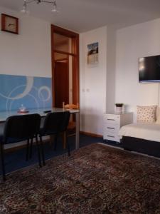 TV/trung tâm giải trí tại Apartment Amra Stup