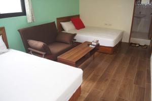 Postel nebo postele na pokoji v ubytování Shimmer B&B
