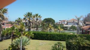A garden outside Casammare