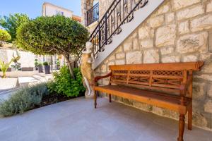 Balkón alebo terasa v ubytovaní Villas Arbia - Margita Beach hotel