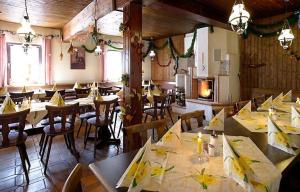 Restaurace v ubytování Gasthaus Mooshäusl