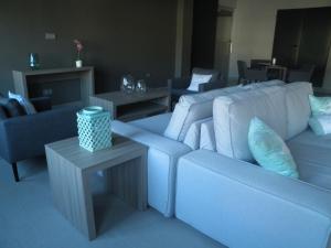 Posedenie v ubytovaní Apartamentos Santa Clara