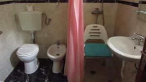 Afbeelding uit fotogalerij van Residencial Martinho in Lousã +5 foto's