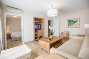 Postel nebo postele na pokoji v ubytování Villa Delta Suites House