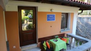 Fotografia z galérie ubytovania Apartments Ines Komel v destinácii Opatija