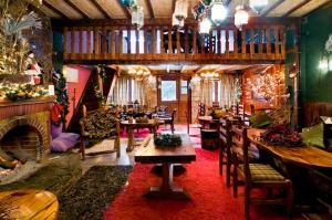 Posezení v ubytování Hotel Polydrosos