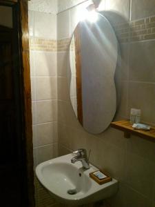 Koupelna v ubytování Hotel Polydrosos