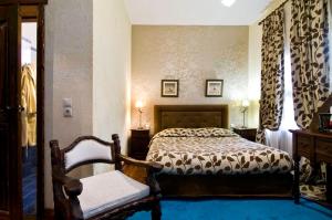 Postel nebo postele na pokoji v ubytování Hotel Polydrosos