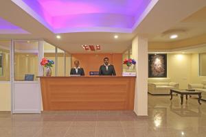 Mitarbeiter der Unterkunft Arra Grande Suites - Nearest Airport Hotels Bangalore