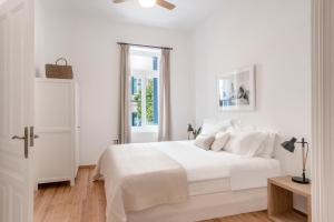 Posteľ alebo postele v izbe v ubytovaní Athens Residence Apartments