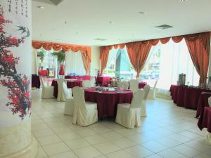 Restaurace v ubytování Grand Kampar Hotel + 33 fotografií