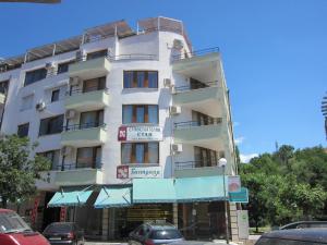Gallery image of Family Hotel Bistritsa in Sandanski