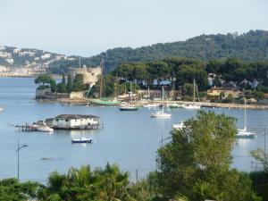 Gallery image of Grand Balaguier in La Seyne-sur-Mer