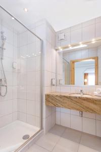 Kúpeľňa v ubytovaní Hotel Gasthof Zum Kirchenwirt