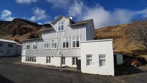 Galeriebild der Unterkunft Puffin Hostel Vík in Vík