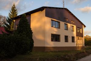 Budova, v ktorej sa apartmán nachádza